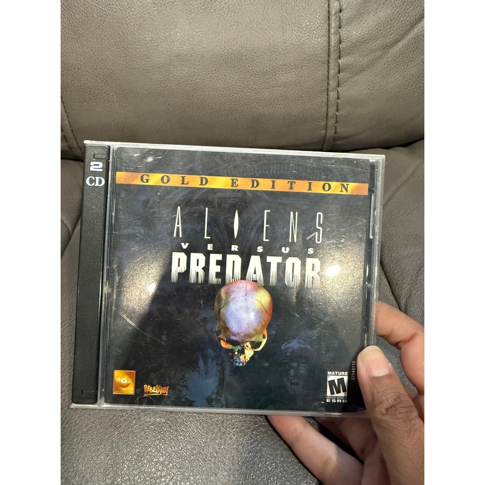 Aliens Versus Predator Gold Edition PC 2000 Windows 98 95 2-CD Set Rebellion